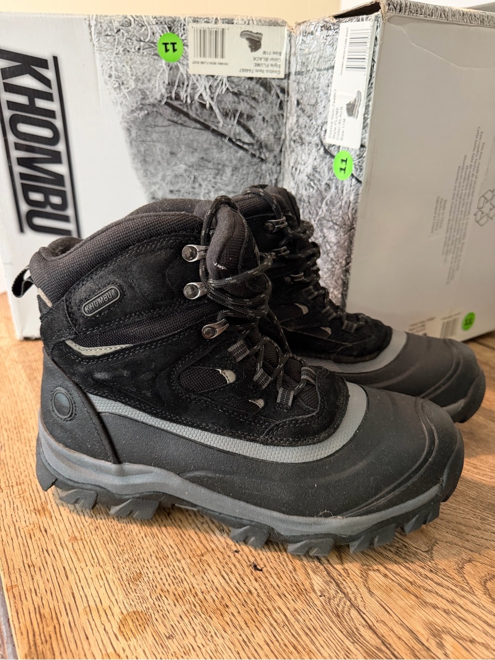 Khombu Black and Gray Men’s Insulated Winter Boots